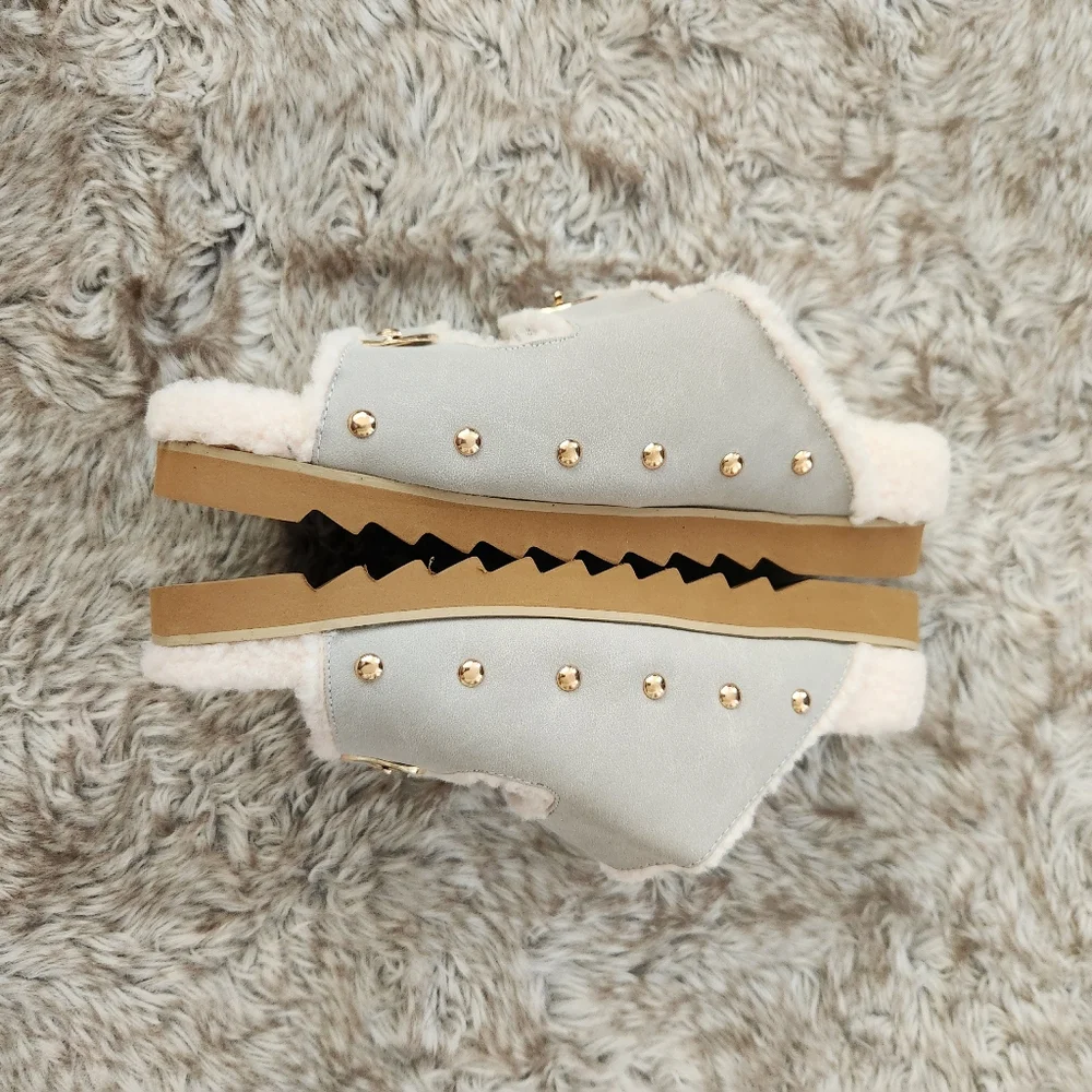 Azalea Wang Tresor Sandals In‎ Gray With Gold Hardware New In Box